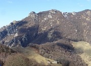 Monte Due Mani (1656 m) con Cima Muschiada (1458 m) dalla Culmine S. Pietro il 26 giugno 2017 - FOTOGALLERY 